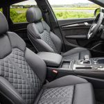 2018-Audi-SQ5-front-seats