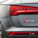 2018-Audi-SQ5-tail-light-01