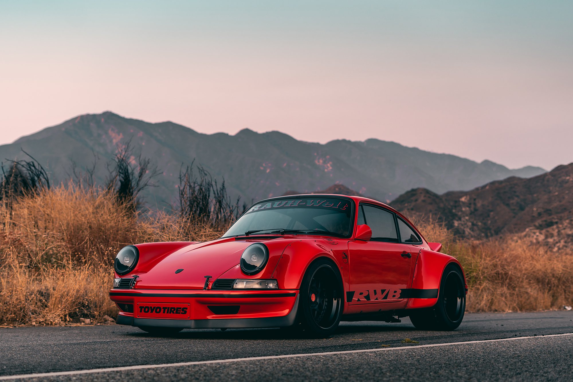 Porsche rwb. Порше 911 RWB. Порше 911 Carrera RWB. RWB Porsche Carrera. Porsche 964 RWB.